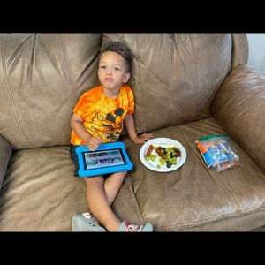 Meet your Posher, Viktoria